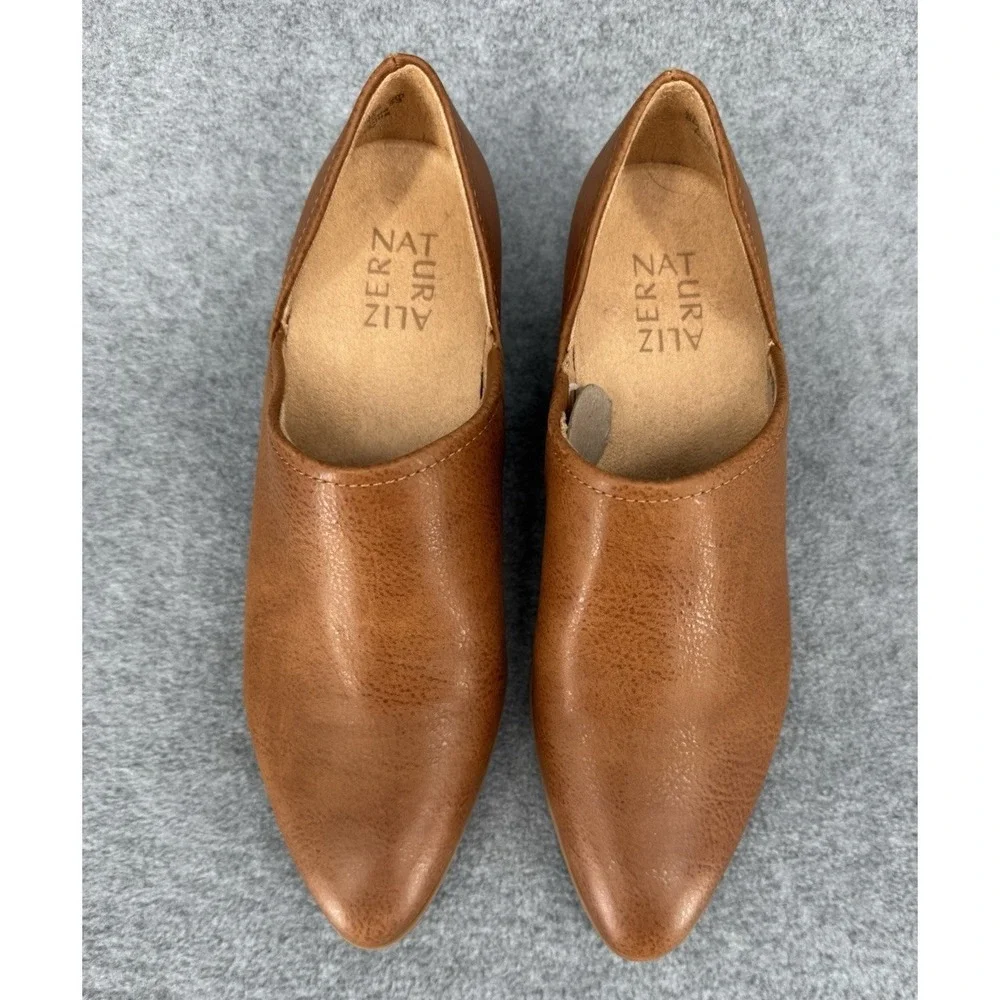 Naturalizer Women's Brown Slip On Loafer Heels Comfort Shoes Size 6M‎